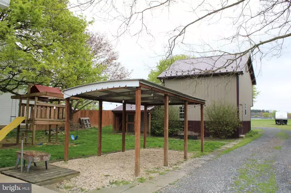 Stevens, PA 17578,165 SHORT RD