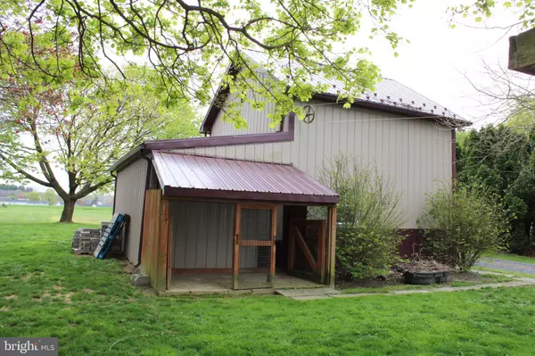 Stevens, PA 17578,165 SHORT RD