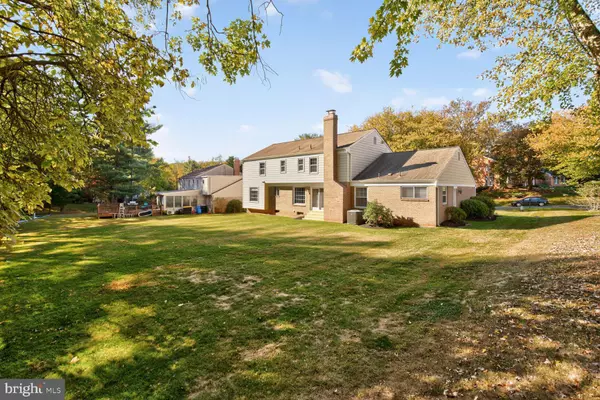 Potomac, MD 20854,10621 TROTTERS TRL