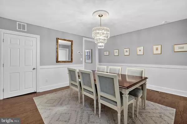 Bordentown, NJ 08505,136 2ND ST