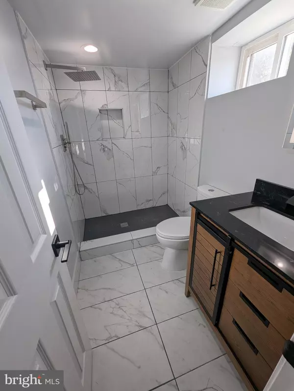 Baltimore, MD 21225,5208 WASENA