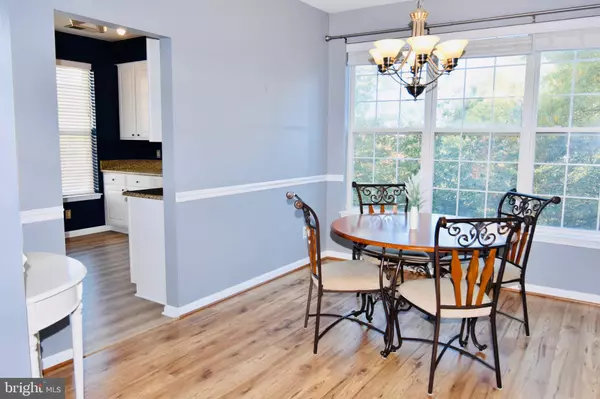 Ashburn, VA 20147,20920 CEDARPOST SQ #200