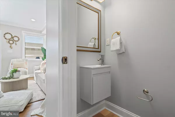 Baltimore, MD 21229,3814 FLOWERTON RD