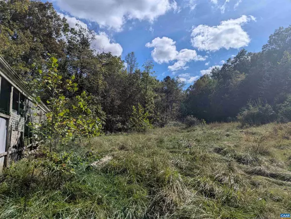 Waynesboro, VA 22980,1376 CALF MOUNTAIN RD