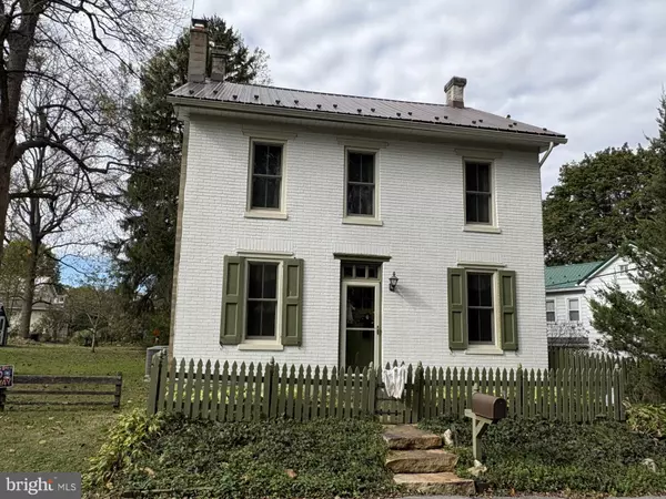 113 RACE ST, Boiling Springs, PA 17007