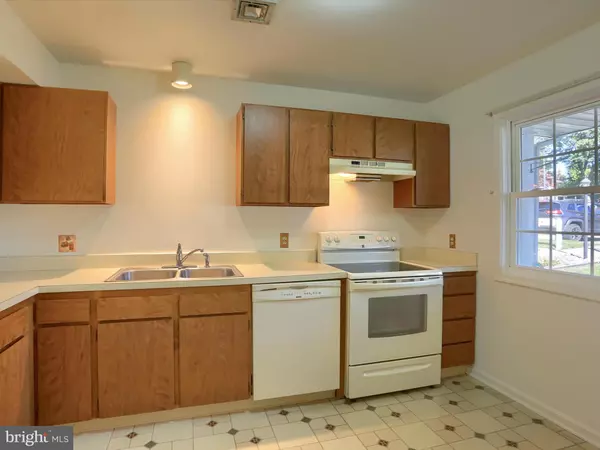 Camp Hill, PA 17011,1068 W FOXCROFT DRIVE