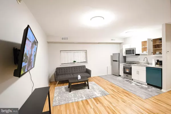 Philadelphia, PA 19147,1214 WAVERLY WALK #303