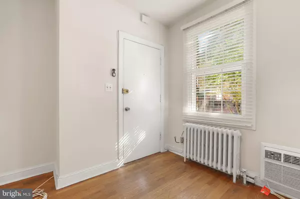 Washington, DC 20016,4016 47TH ST NW #2