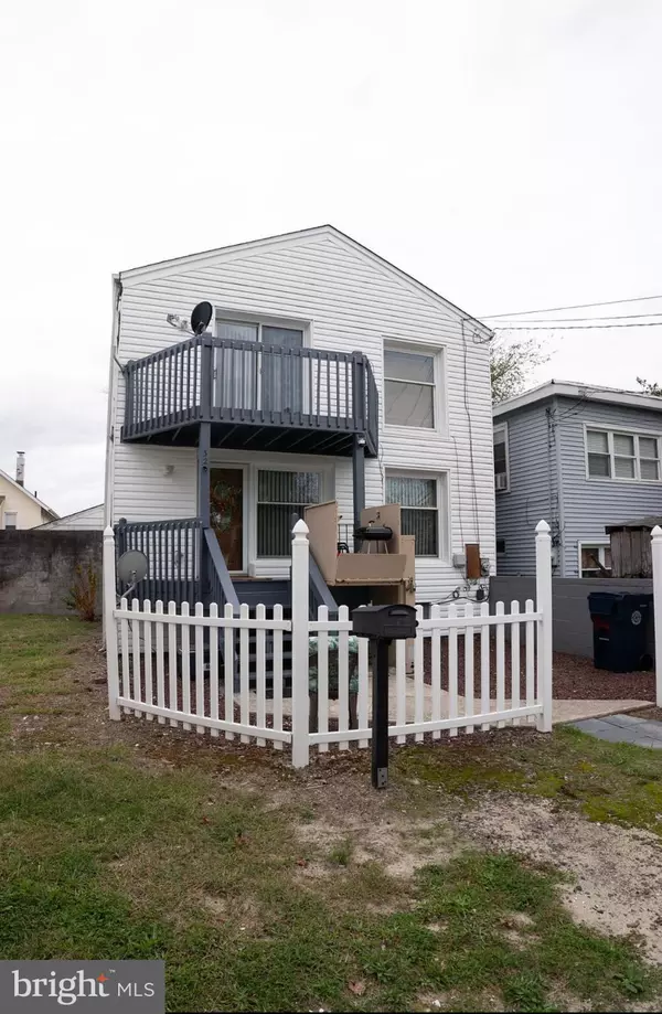 Atlantic City, NJ 08401,322 N TRENTON AVE