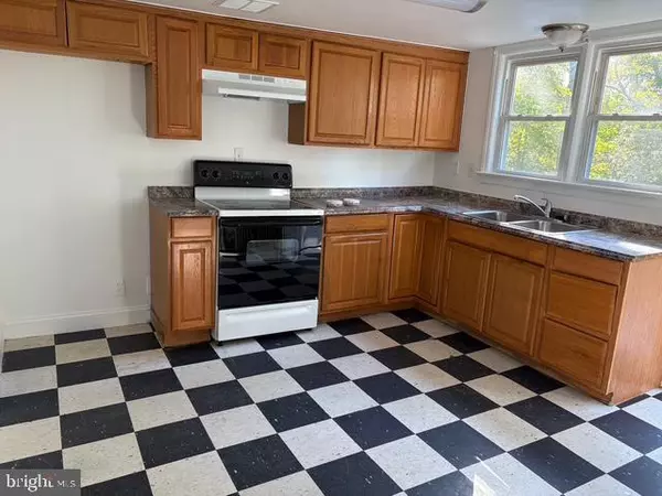 Williamstown, NJ 08094,113 GLASSBORO RD #B