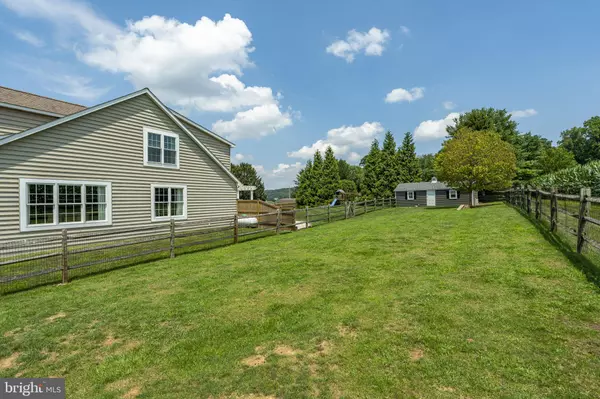 Gordonville, PA 17529,206 N NEW HOLLAND RD