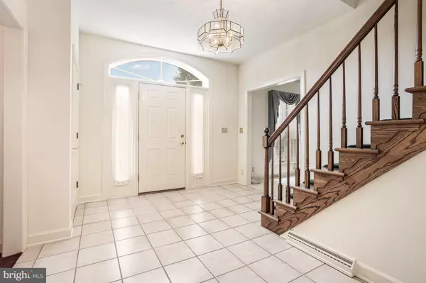 York, PA 17404,2547 HEPPLEWHITE DR