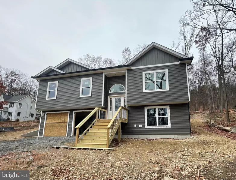 425 BLUEBIRD TRL, Winchester, VA 22602