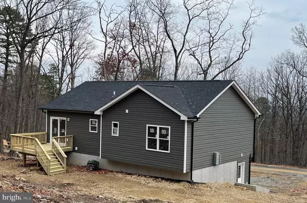 Winchester, VA 22602,425 BLUEBIRD TRL