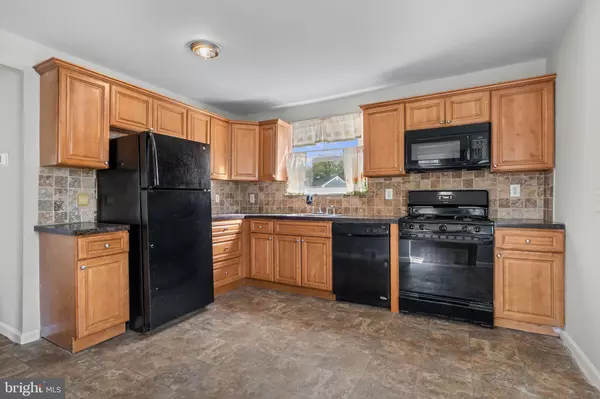 Blackwood, NJ 08012,3 CLOVERDALE RD