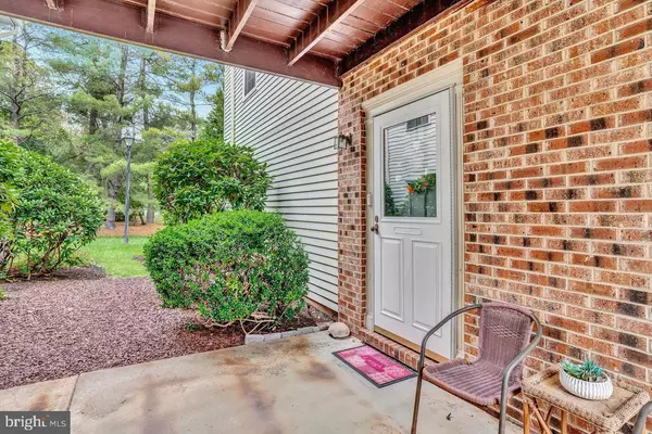 Mount Laurel, NJ 08054,13 VILLAGE CT