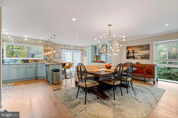 Reston, VA 20191,2012 SWANS NECK WAY