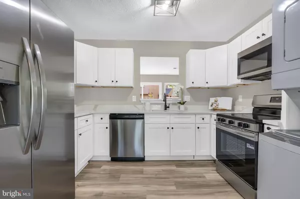 Waldorf, MD 20602,13 KING JAMES PL