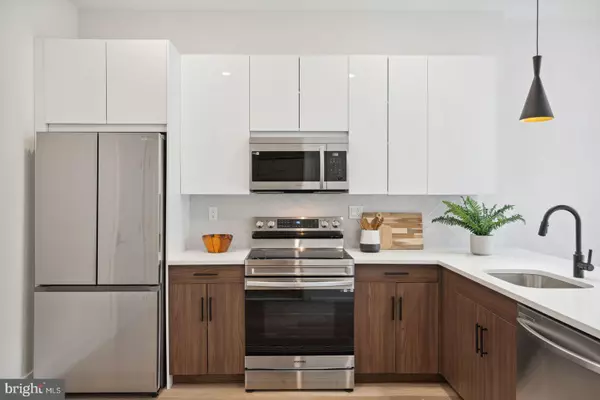 Philadelphia, PA 19122,720 W THOMPSON ST #1B-213