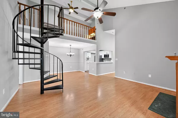 Odenton, MD 21113,608 ROLLING HILL WALK #304