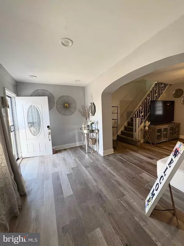 Philadelphia, PA 19153,7326 DICKS AVE