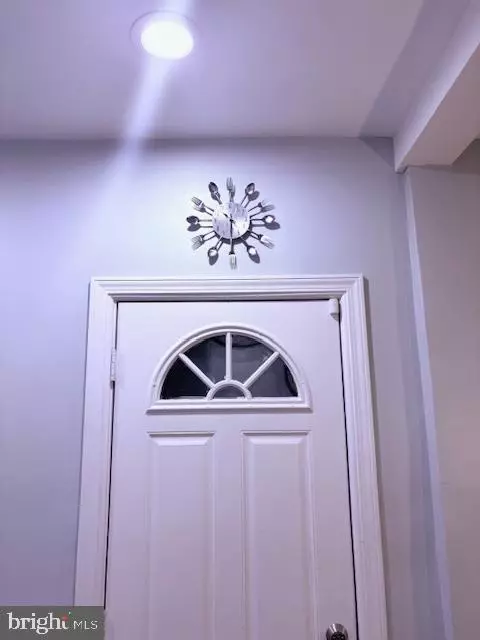 Philadelphia, PA 19153,7326 DICKS AVE