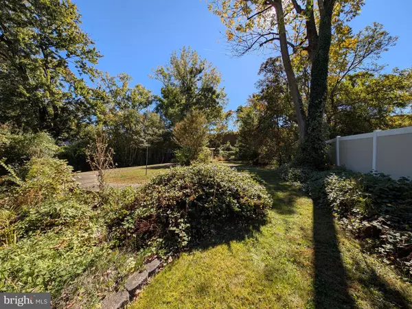 Bethesda, MD 20814,5902 IPSWICH RD