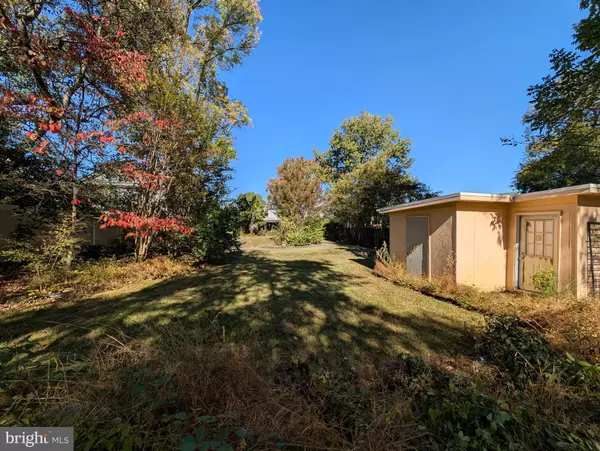 Bethesda, MD 20814,5902 IPSWICH RD