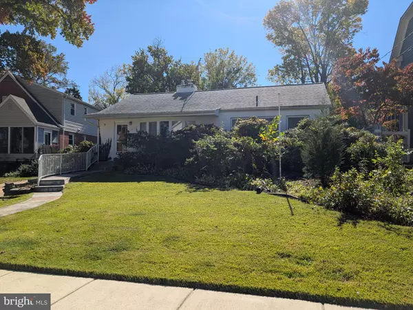 5902 IPSWICH RD, Bethesda, MD 20814