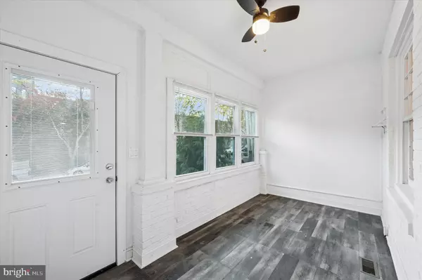 Philadelphia, PA 19143,1053 S 50TH ST