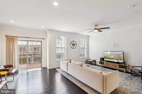 Ashburn, VA 20148,22613 NAUGATUCK SQ