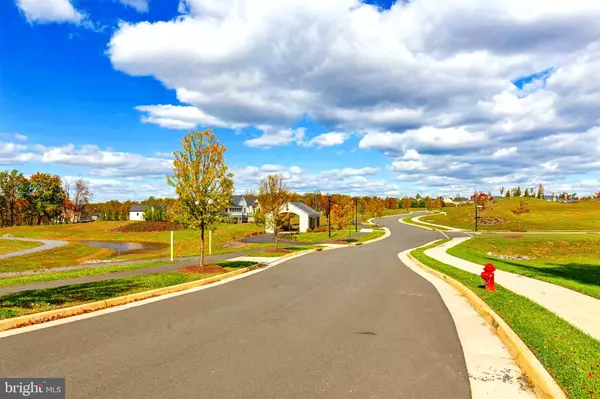 Middleburg, VA 20117,208 CHESTNUT ST