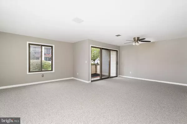 East Windsor, NJ 08520,U7 AVON DR