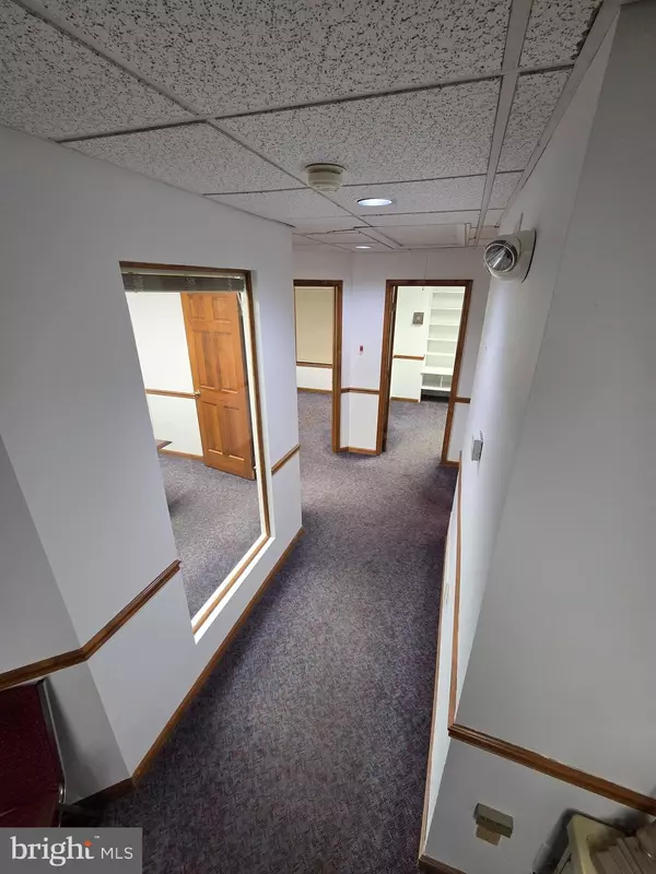 Gibbsboro, NJ 08026,146 LAKEVIEW DR S #303