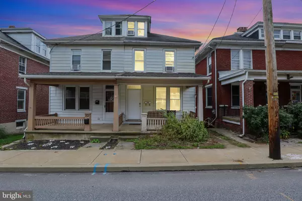 Red Lion, PA 17356,270 N MAIN ST