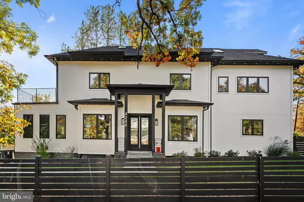 4246 15TH ST N, Arlington, VA 22207