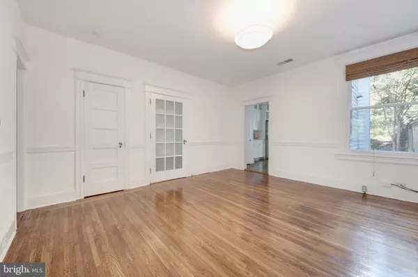 Washington, DC 20010,1321 SPRING RD NW