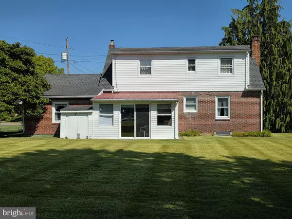 Denver, PA 17517,12 W LANCASTER AVE