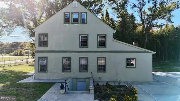 Pemberton, NJ 08068,141 ARNEYS MOUNT RD