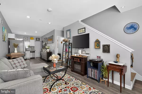 Philadelphia, PA 19145,2245 WINTON ST