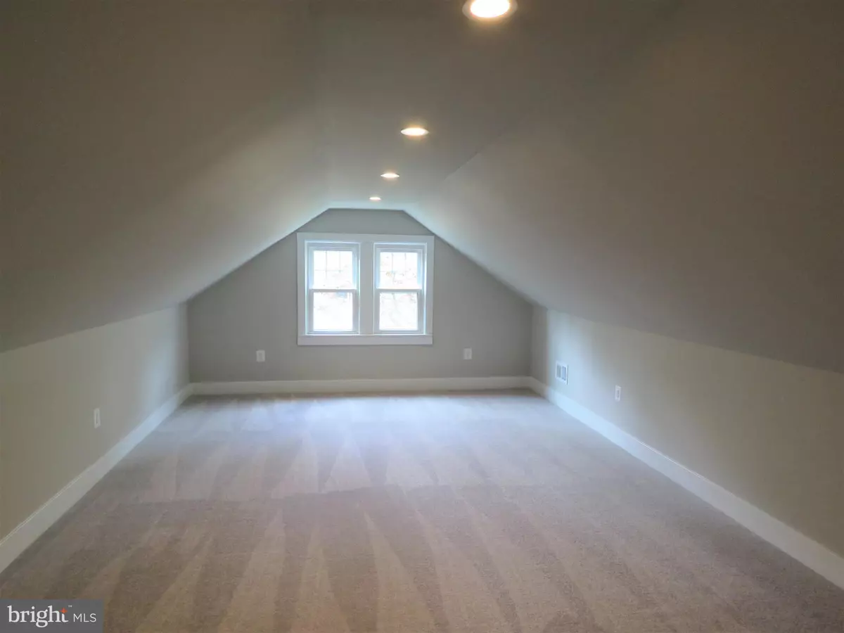 Washington, DC 20016,4823 WESTERN AVE NW
