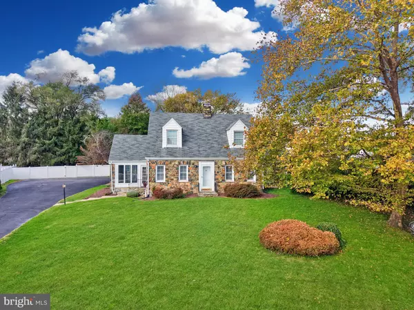 Purcellville, VA 20132,141 S NURSERY AVE