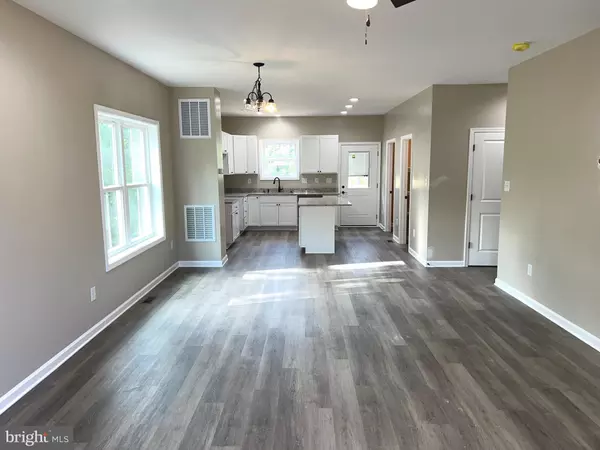 Martinsburg, WV 25405,126 MARINERIS CIR