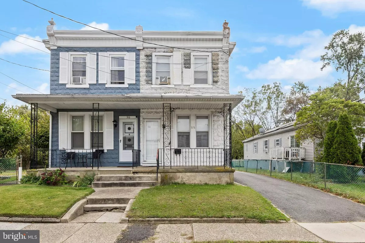 Burlington, NJ 08016,318 MOTT AVE