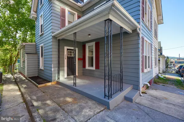 228 ELM ST, Steelton, PA 17113