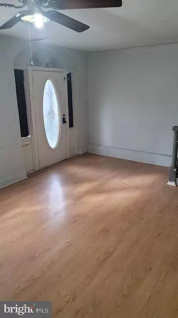 Camden, NJ 08104,2852 IDAHO RD