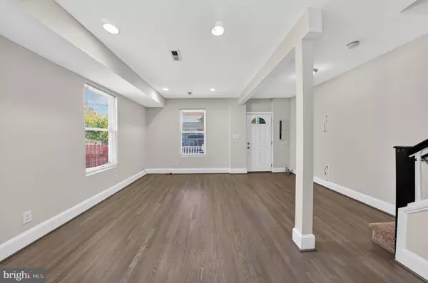 Washington, DC 20019,4642 HAYES ST NE