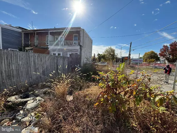 Washington, DC 20011,927 INGRAHAM ST NW