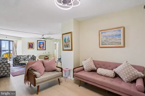 Silver Spring, MD 20906,3330 N LEISURE WORLD BLVD #5-406