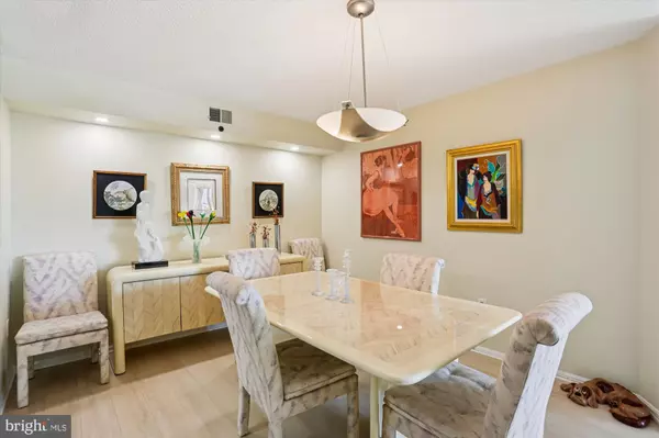 Silver Spring, MD 20906,3330 N LEISURE WORLD BLVD #5-406